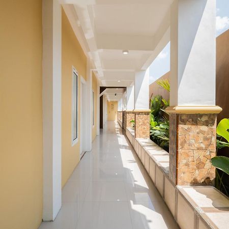 Reddoorz Syariah Near Rsud Dr Iskak Tulungagung Hotel Kedungwaru Kültér fotó